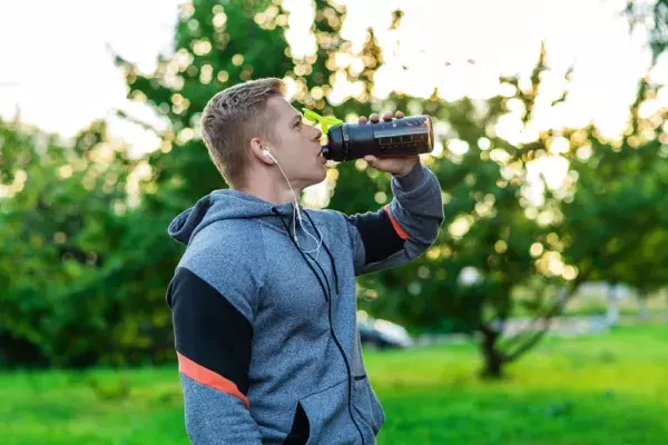 Boissons drainantes : comment ça marche ? Et est-ce efficace pour maigrir ?