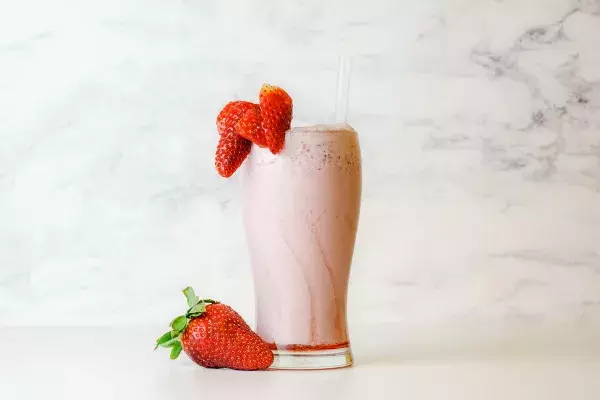 Milkshake aux fruits rouges